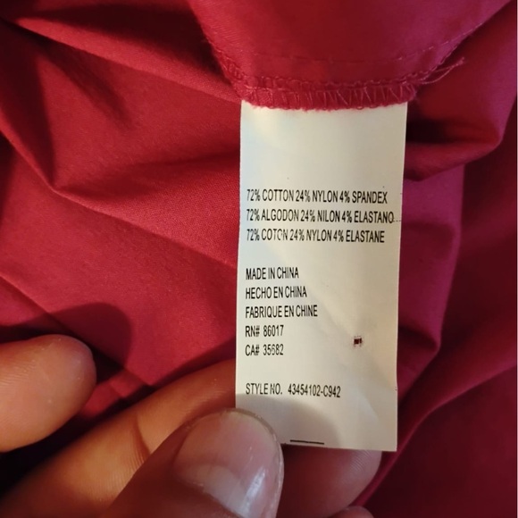 Bebe Textured Pleated Long Sleeve Cargo Style Long Sleeve Fashion Blouse Size XS - Picture 6 of 6